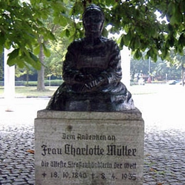 Charlotte Müller