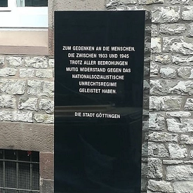 Gedenkstein an den Widerstand gegen die nationalsozialistische Gewaltherrschaft in Göttingen&nbsp;&copy;&nbsp;Stadt Göttingen